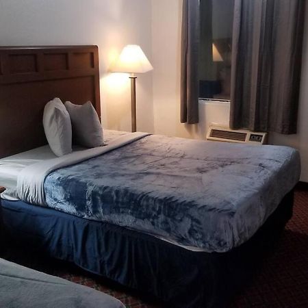 Hotel 2 Queen Beds Hotel Room 222 Wi-Fi Hot Tub Booking Stillwater Dış mekan fotoğraf